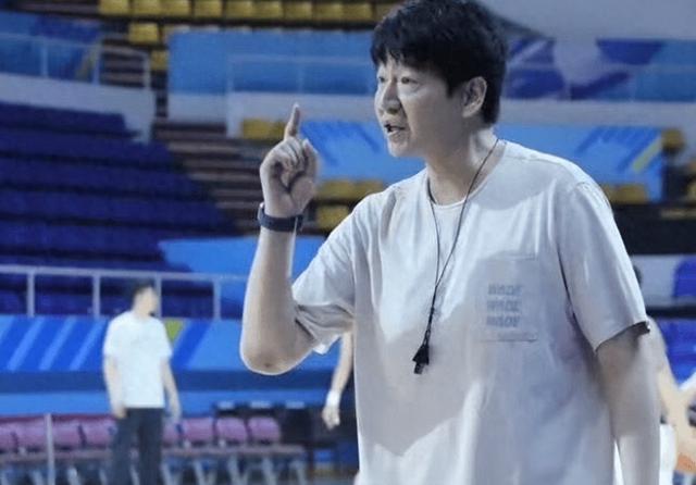 格兰纳达新援表现抢眼，球队雄心勃勃