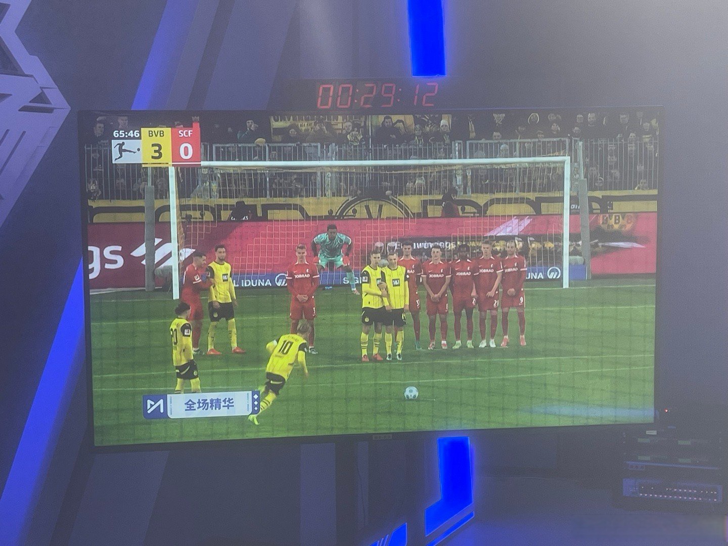 实力强队连胜，球迷热衷追踪战况