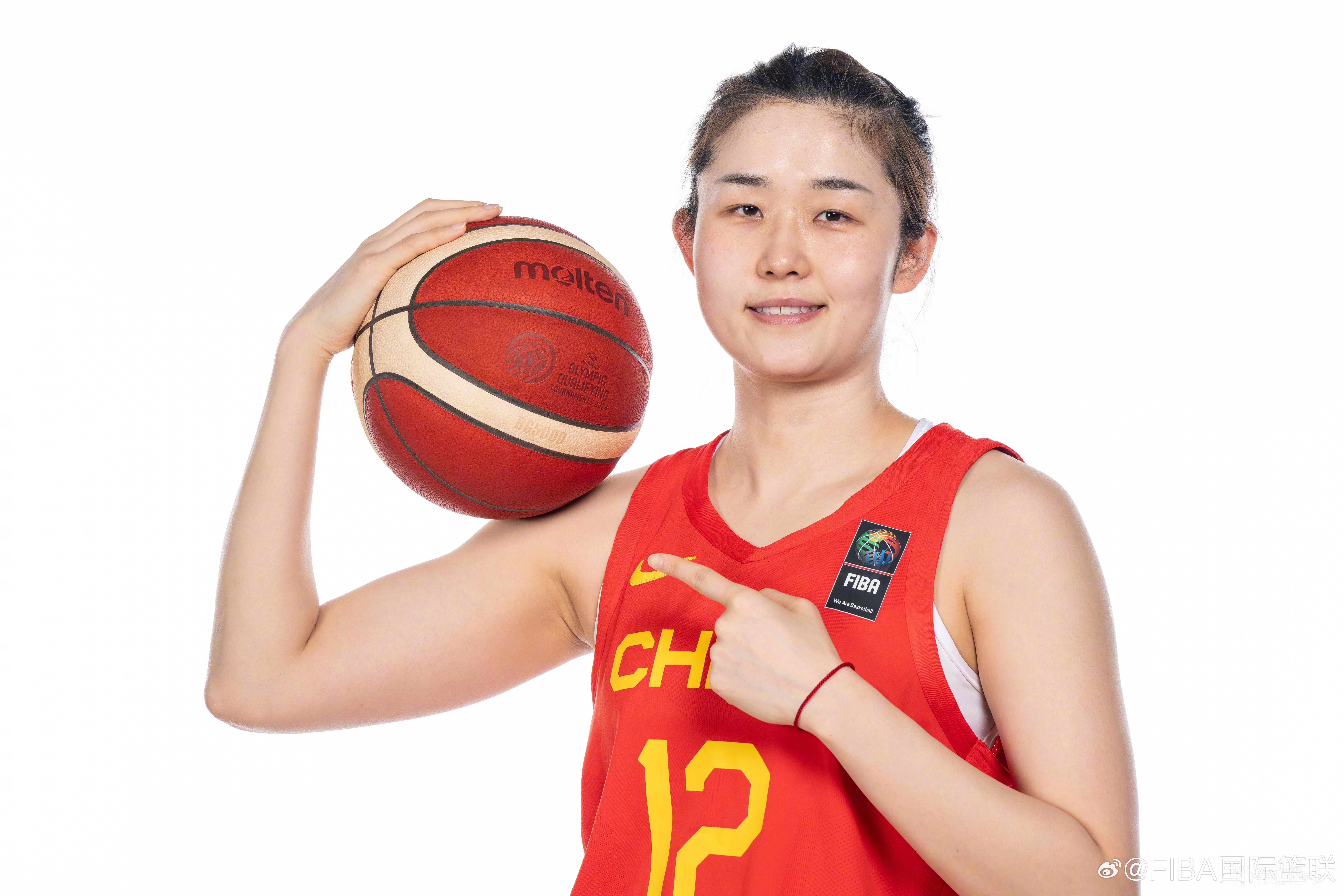 湖北女篮士气高昂，全队备战下一场对决的简单介绍