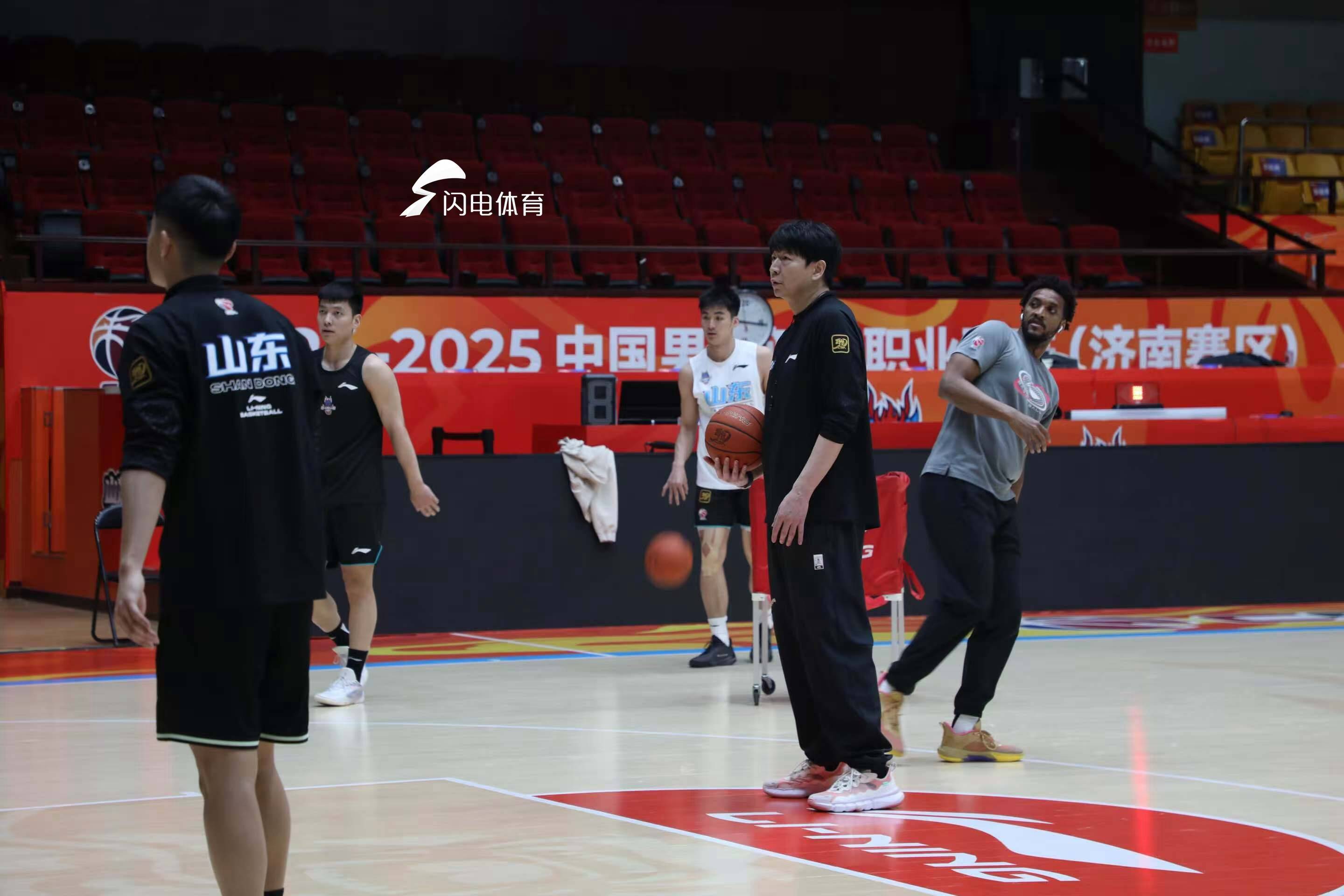 山东男篮再战福建队，实力拼争胜计划的简单介绍