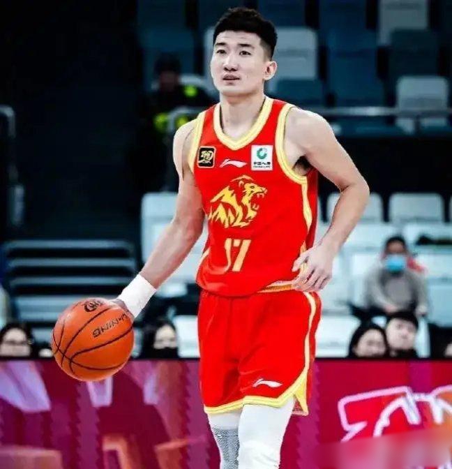 孙铭徽18+10广厦胜山西齐麟23分新疆不敌福建的简单介绍